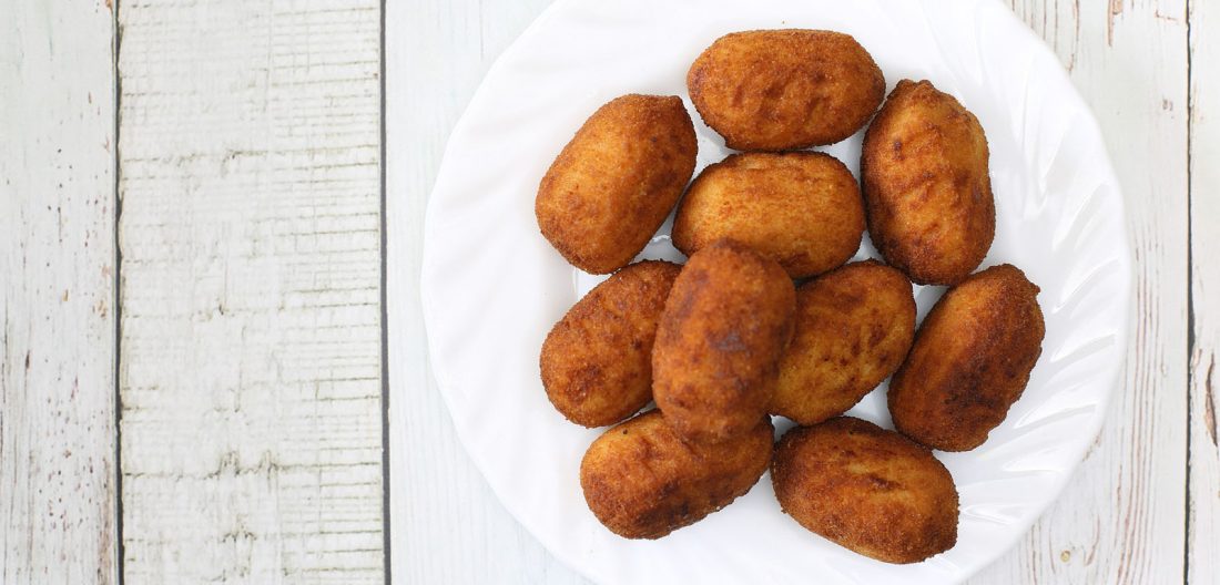 Esta compañía catalana fabrica las croquetas congeladas de Mercadona y también las que se sirven en muchos bares y restaurantes, algunos de los cuales las ofrecen como si fueran caseras.