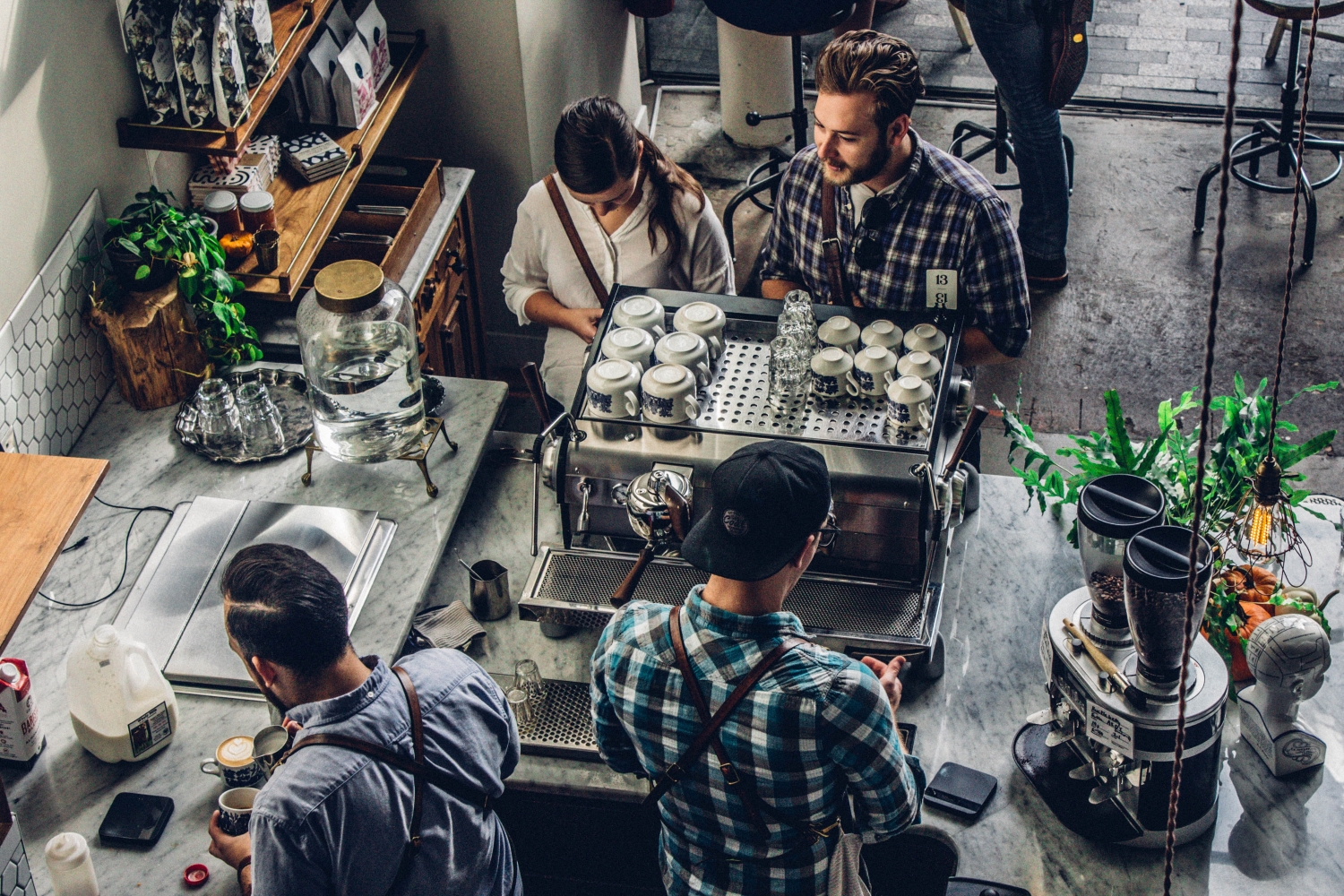 Una micropyme puede ser una cafetería con menos de 10 trabajadores
